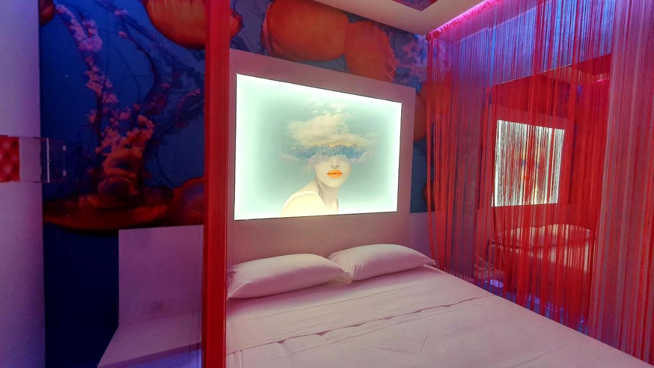 C Rooms - Love Motel Monza Чинізелло-Бальсамо Екстер'єр фото